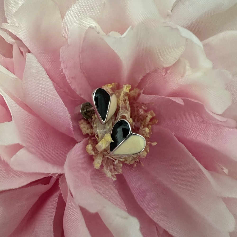Marc By Marc Jacobs Black and Cream Heart Earrings